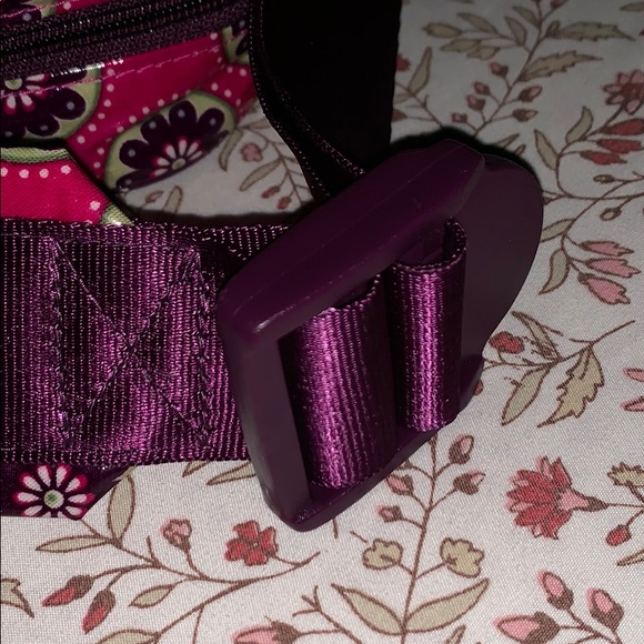 Vera Bradley Frills Berry Messenger Cross Body Bag - Picture 5 of 8